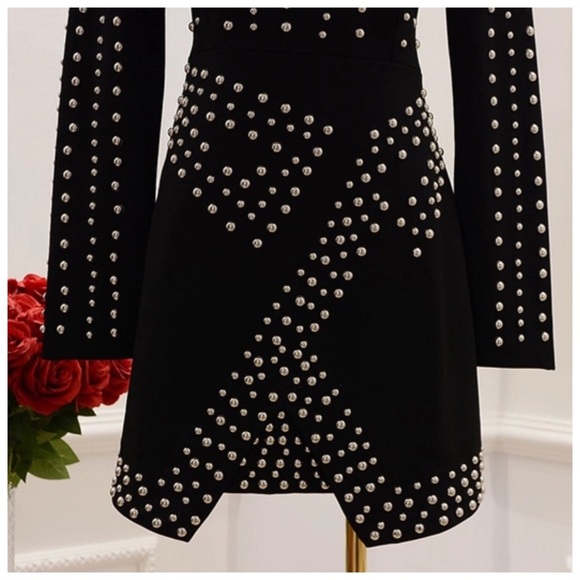 🛍 The LONIMI Stunning Studded Stretch Dress - Picture 6 of 8